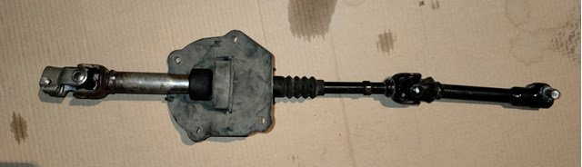 Вал рулевой колонки 564004H000 Hyundai/Kia