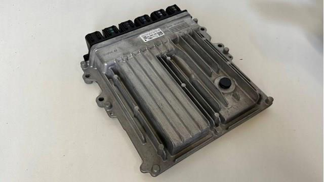LR141207 Land Rover 