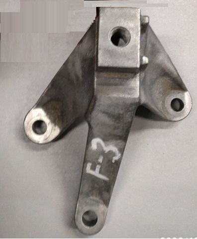 3M517M125DE Ford Кронштейн подушки КПП