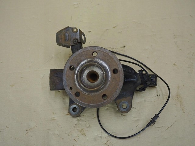 Купить A4473320401 Mercedes Ось передняя и поворотные кулаки