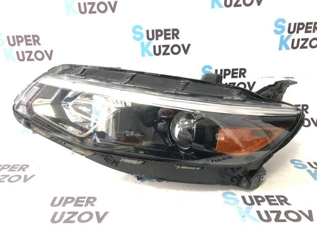 Левая фара 84088430 General Motors