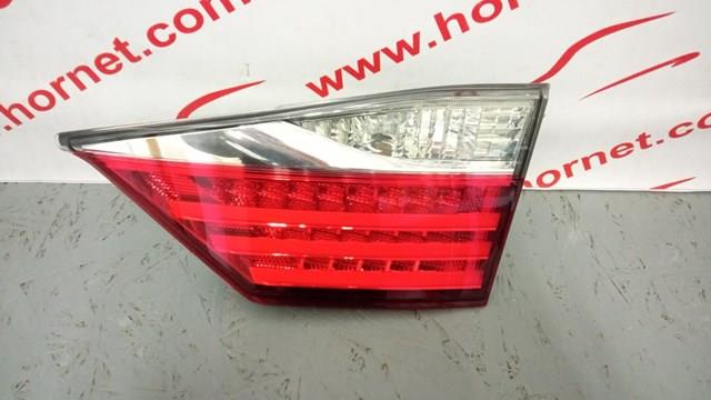8158133240 Toyota Фара задняя правая внутренняя