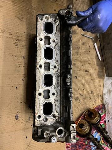 04884510AD Chrysler Головка блока цилиндров