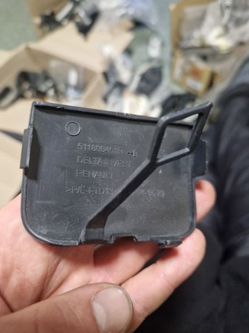 Tampão dianteira do pára-choque do gancho de reboque para Renault SANDERO II 