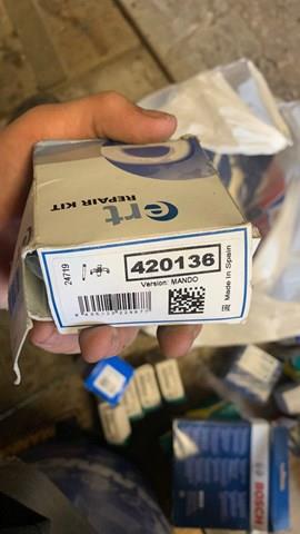 420136 ERT kit de molas de fixação de sapatas de disco traseiras