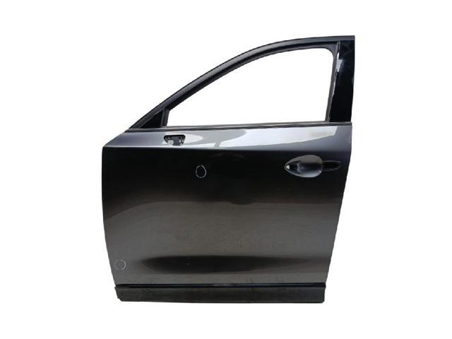 KBY05902XE Mazda Водительская дверь