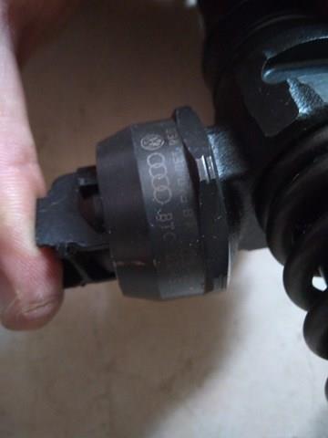 Топливные форсунки 0414720214 Bosch