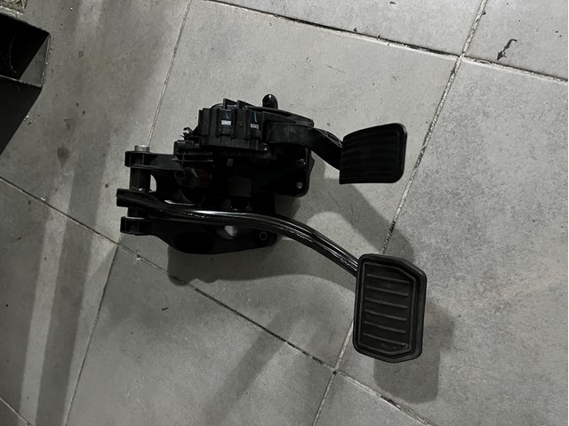 Кронштейн педалей, педальный узел Tesla 104469100D цена, от 11.26 USD