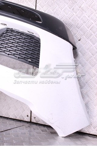 Передний бампер LR079533 Land Rover