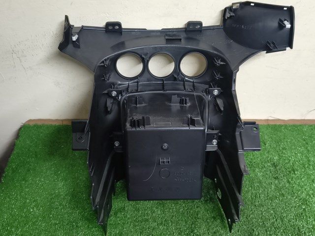  Mitsubishi 8002A036ZZ
