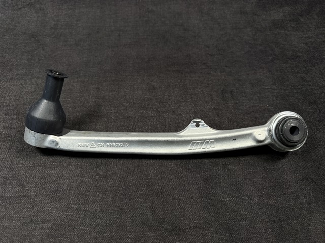 Левый рычаг передней нижней подвески BMW 31108095665 цена, от 217.45 USD