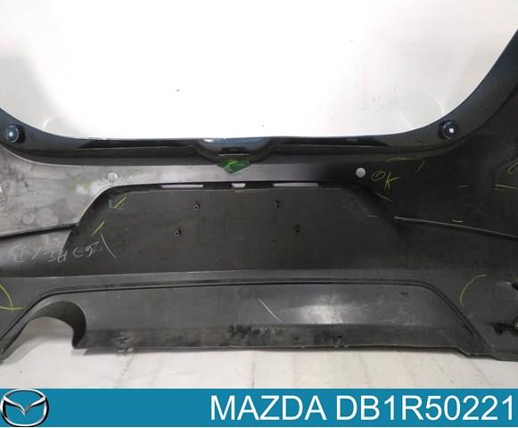 Задний бампер DB1R50221 Mazda