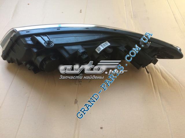 Правая блок фара Hyundai/Kia 921021M021 цена, от 454.66 USD