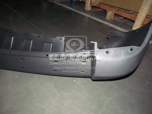 Задний бампер 270259950 Tempest