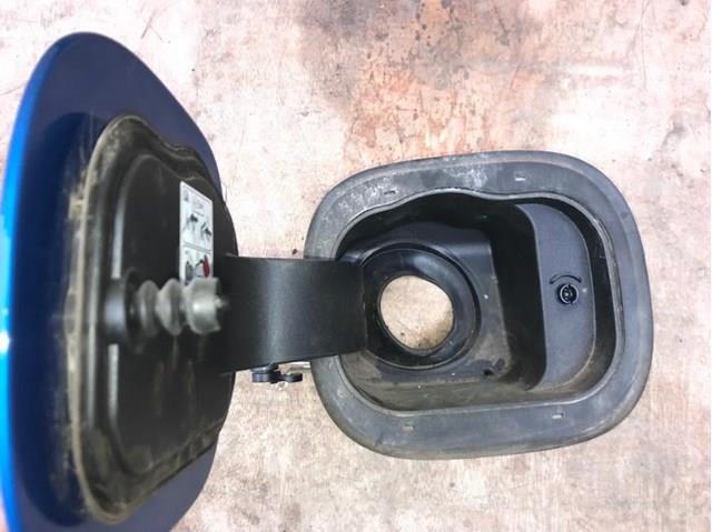 LJ6Z7827936F Ford Горловина бензобака