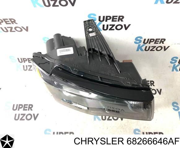 Правая фара 68266646AE Chrysler