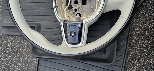 Руль Volvo 32288780 цена, от 126.69 USD