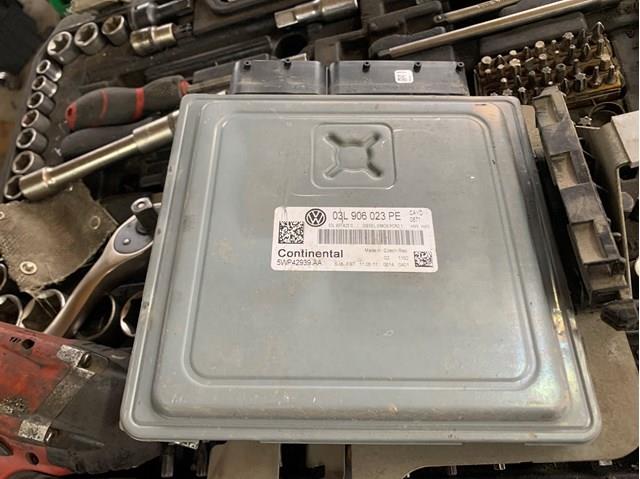 Блок управления двигателем 03L906023PE VAG