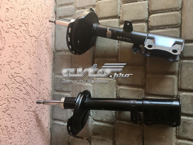 485300T040 Toyota Стойка задняя правая