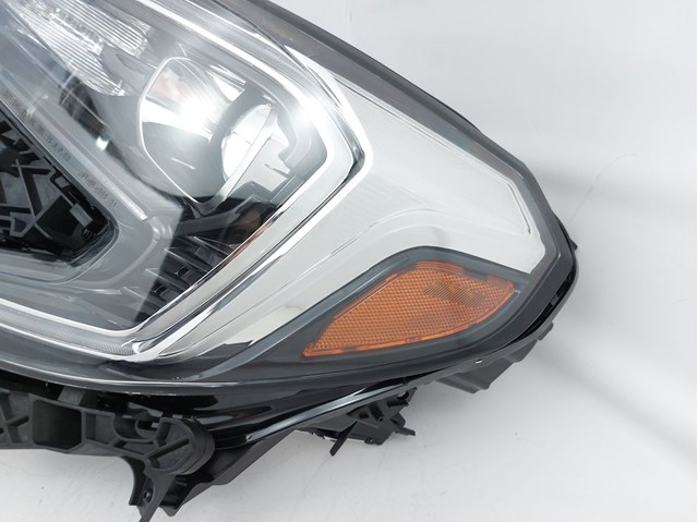 Купить 84815558 General Motors Фара левая передняя