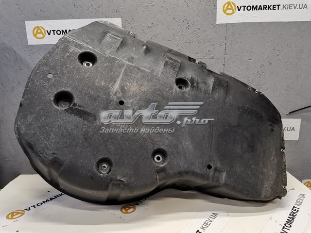  VAG 561825522