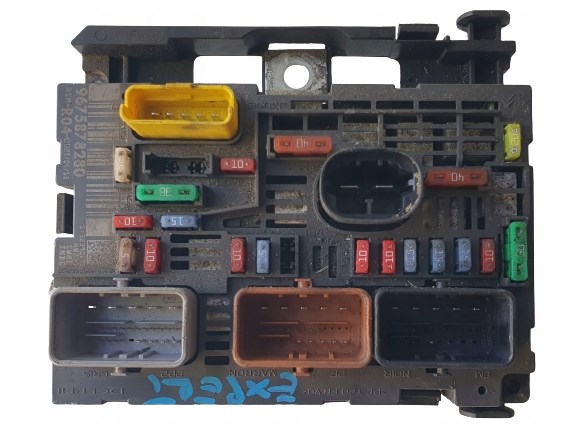 9675878280 PEUGEOT Caja de fusibles original y equivalente