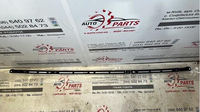 Автомобильный рейлинг на крышу правый Peugeot/Citroen 98567354VV