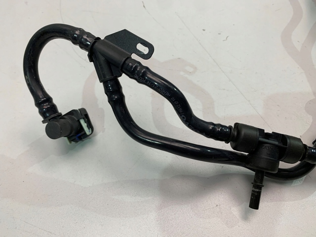 32139490 Volvo 