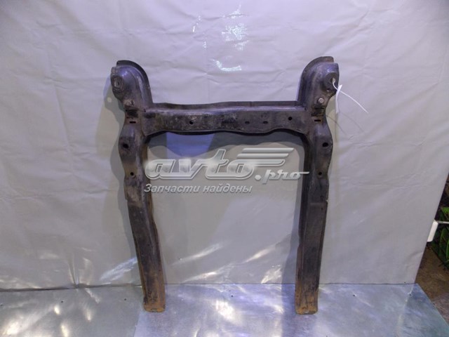 Подрамник передней подвески на Opel Calibra  85