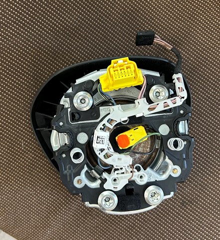 Airbag в мультируль VAG 17A880201F81U цена, от 22.98 USD