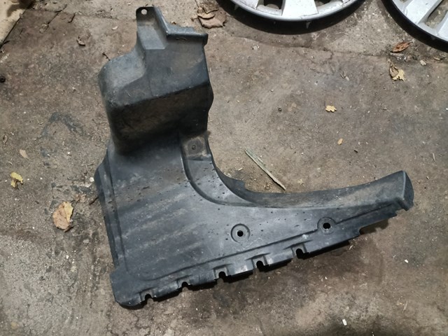 Левый кронштейн заднего бампера Toyota 5259248020