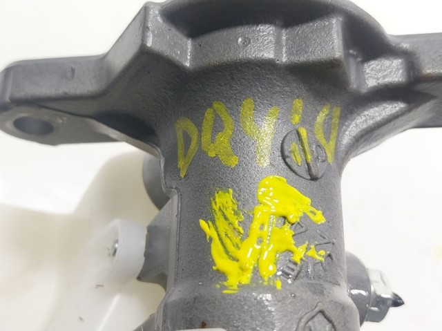 Cilindro mestre do freio Toyota Yaris  P21