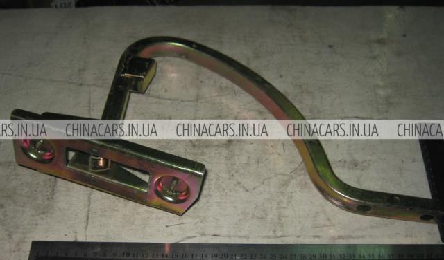1062020001 Geely Петля крышки багажника