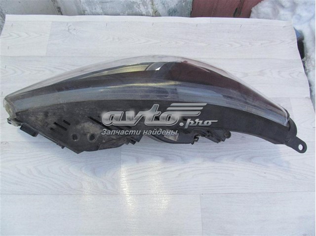 Правая блок фара Hyundai/Kia 92102C5620 цена, от 637.94 USD