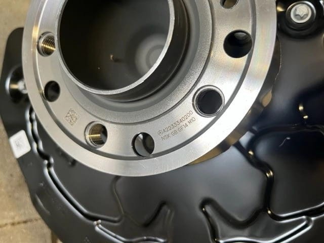 Купить A2063320200 Mercedes Ось передняя и поворотные кулаки