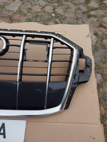 4M0853651AFRN4 VAG Решетка радиатора