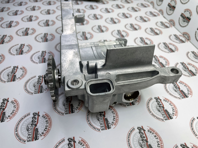 Помпа масляная Mercedes 6421802000 цена, от 665.06 USD