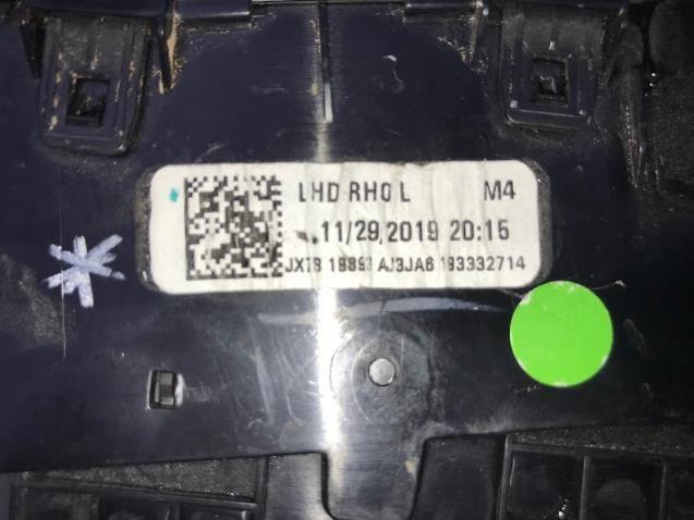 Решетка вентиляции салона на "торпедо" правая Ford JX7B19893 цена, от 7.60 USD