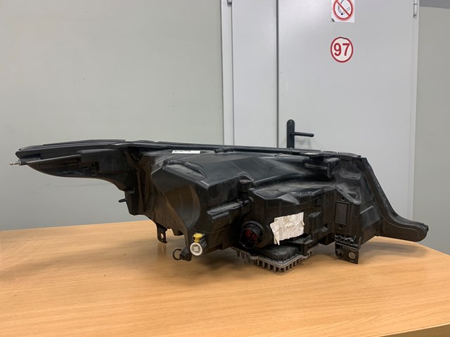 Правая фара LR169889 Land Rover
