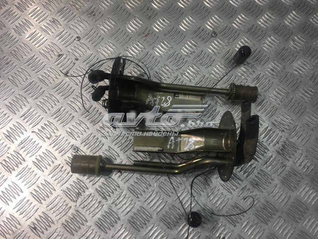 Sensor do nível de combustível no tanque Mitsubishi L 200 IV KA, KB