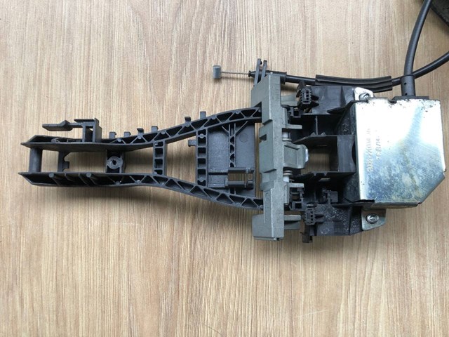 BJ32224N03 Land Rover 