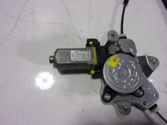  Ssang Yong 98820CZ010 цена, от 9.72 USD