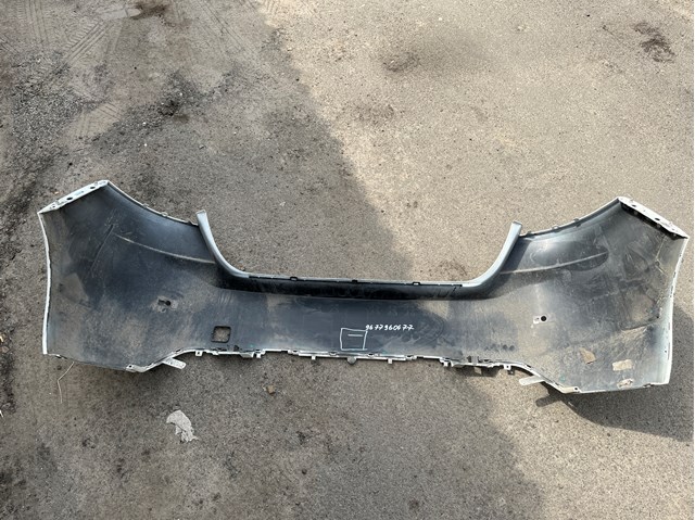 Задний бампер 9677960477 Peugeot/Citroen