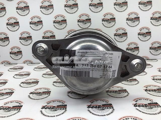 Левая/правая опора двигателя A212240071764 Mercedes