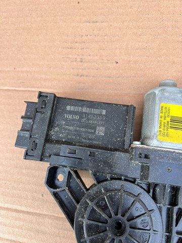 31453359 Volvo 