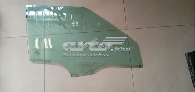 Стекло двери передней правой 5J0845022E VAG