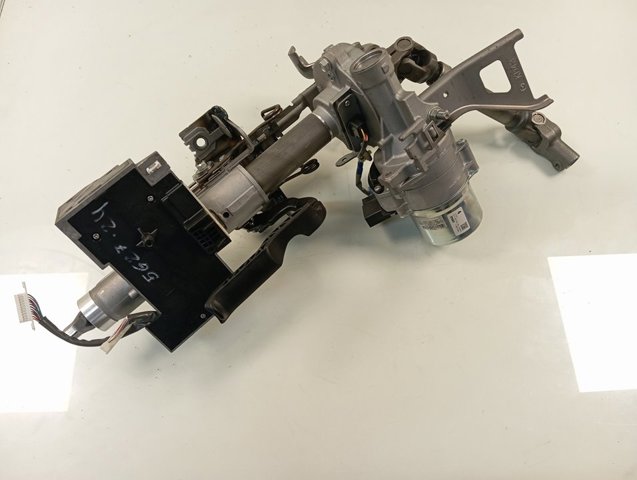 JJ501001782 Mazda Колонка рулевого управления