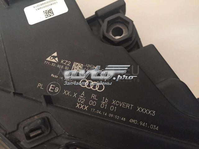 Правая фара 4M0941774D VAG