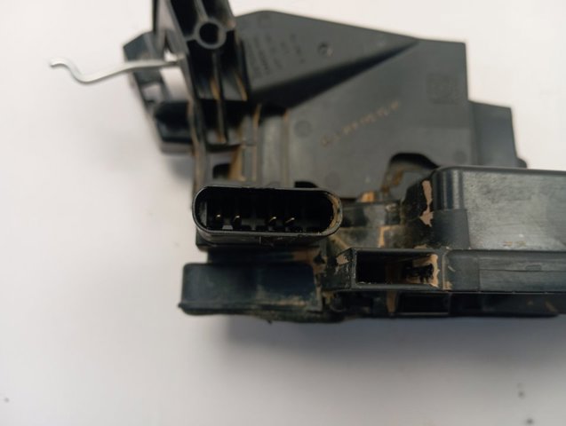 A0997203702 Mercedes Замок двери водителя