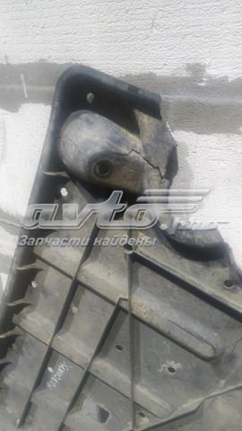 Protección motor trasera 5144248010 TOYOTA